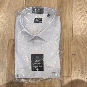 Van Heusen Men's Classic White Dress Shirt